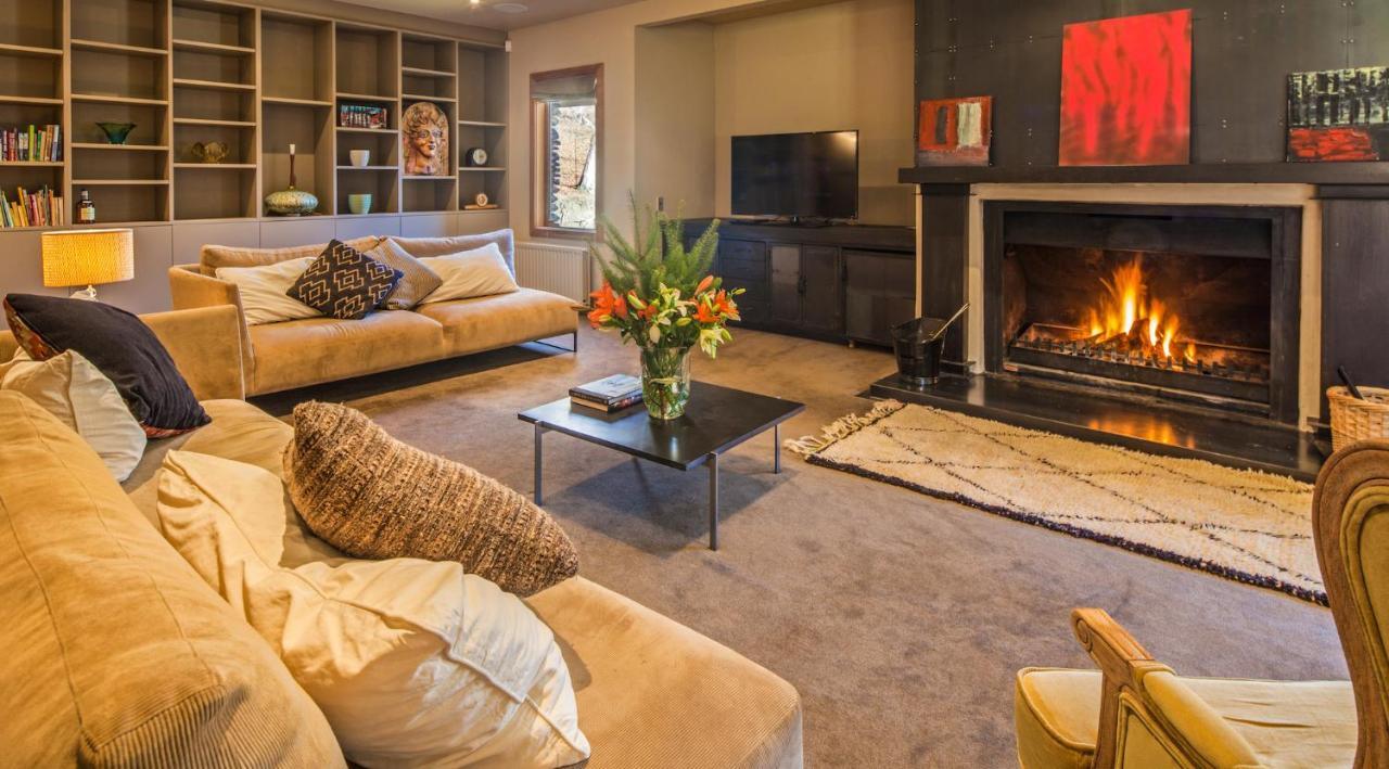 Wharenui Holiday Home By Majordomo Arrowtown Rum bild